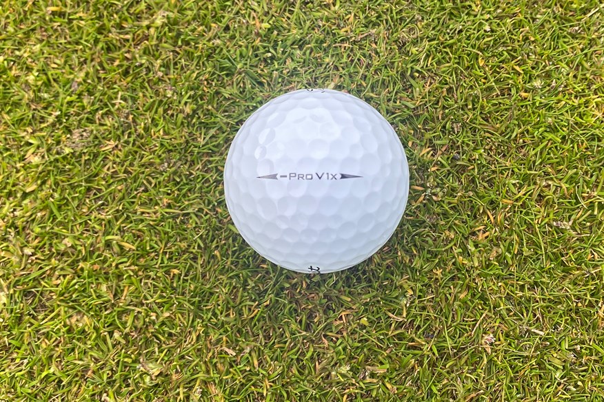 Titleist Pro V1x Left Dash golf ball